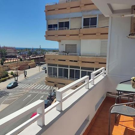 Acogedor Apartamento Frente Al Mar Elena Y Michele Almeria Bagian luar foto