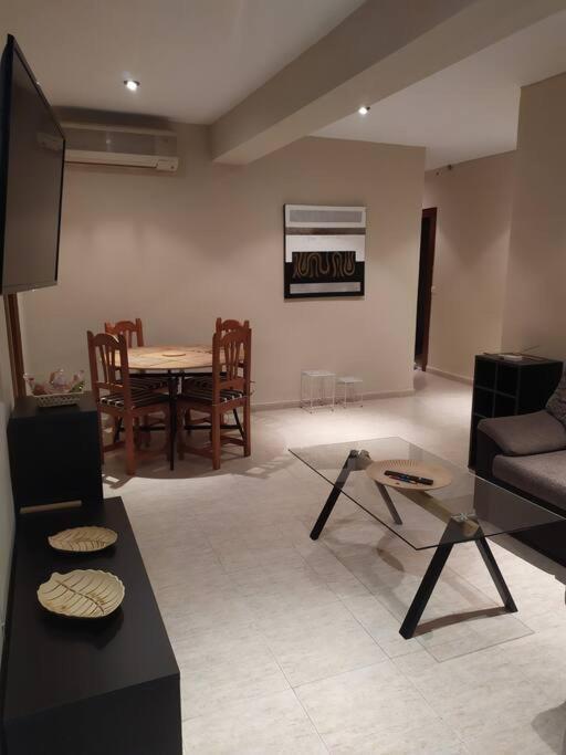 Acogedor Apartamento Frente Al Mar Elena Y Michele Almeria Bagian luar foto