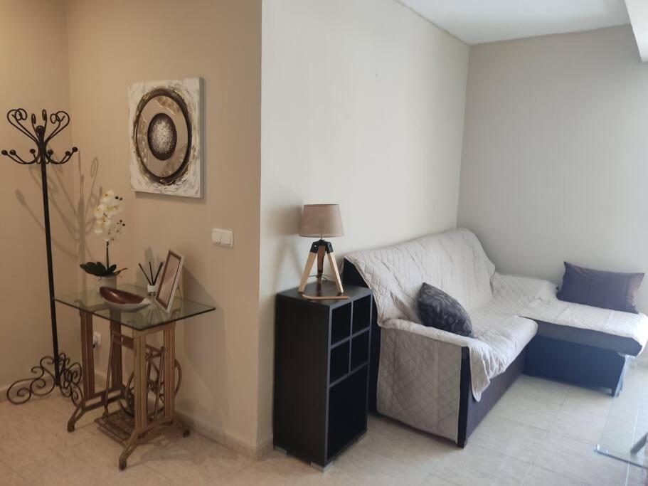 Acogedor Apartamento Frente Al Mar Elena Y Michele Almeria Bagian luar foto